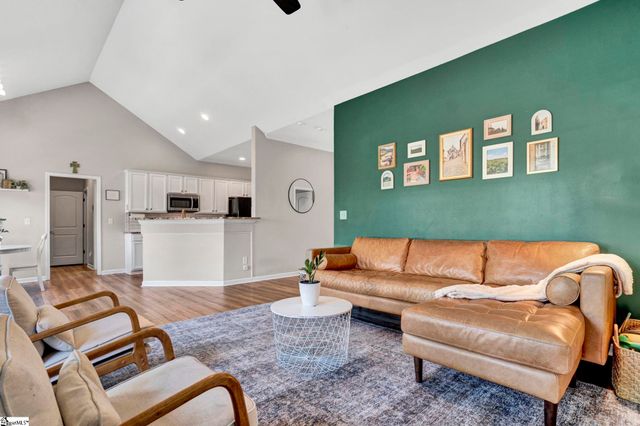 4 Brenleigh Court, Simpsonville, SC 29680