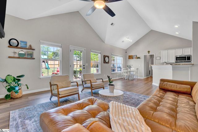 4 Brenleigh Court, Simpsonville, SC 29680