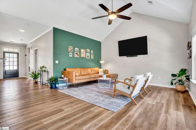 4 Brenleigh Court, Simpsonville, SC 29680