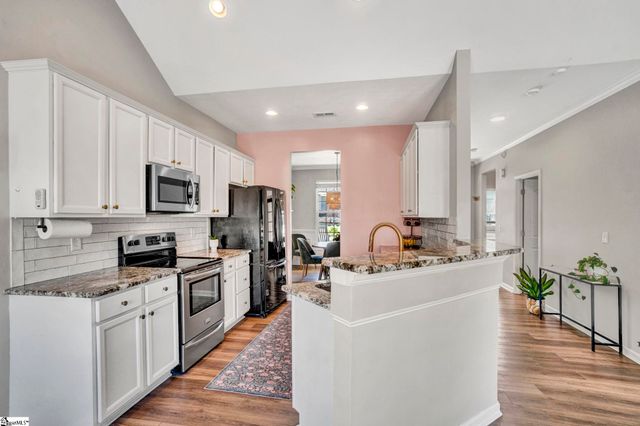 4 Brenleigh Court, Simpsonville, SC 29680