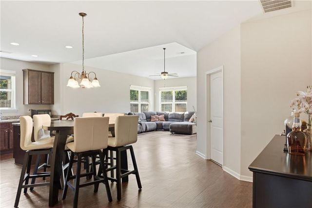 6311 Horizon Court, Rex, GA 30273