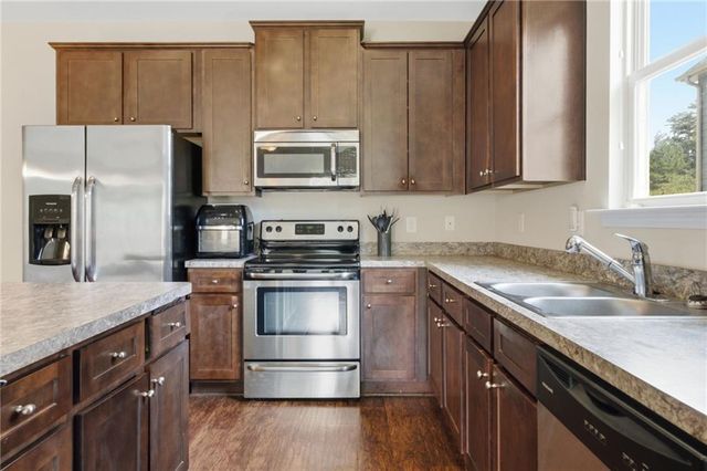 6311 Horizon Court, Rex, GA 30273