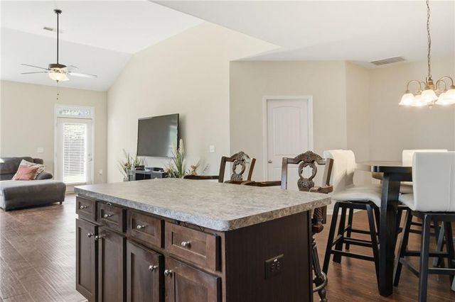 6311 Horizon Court, Rex, GA 30273