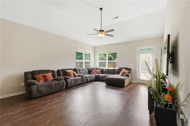 6311 Horizon Court, Rex, GA 30273