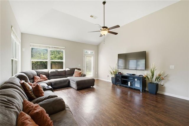 6311 Horizon Court, Rex, GA 30273
