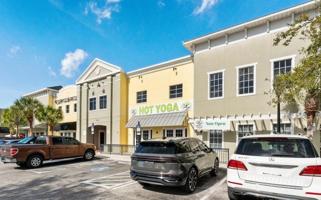 6058 FISHHAWK CROSSING BOULEVARD, Lithia, FL 33547