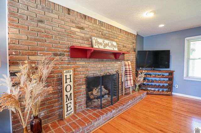 140 Brenna Dr, Paducah, KY 42001