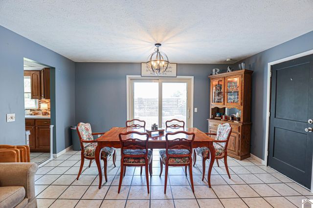 140 Brenna Dr, Paducah, KY 42001