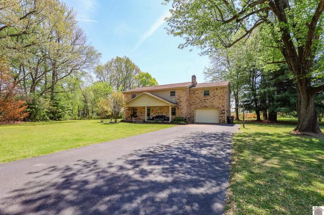 140 Brenna Dr, Paducah, KY 42001