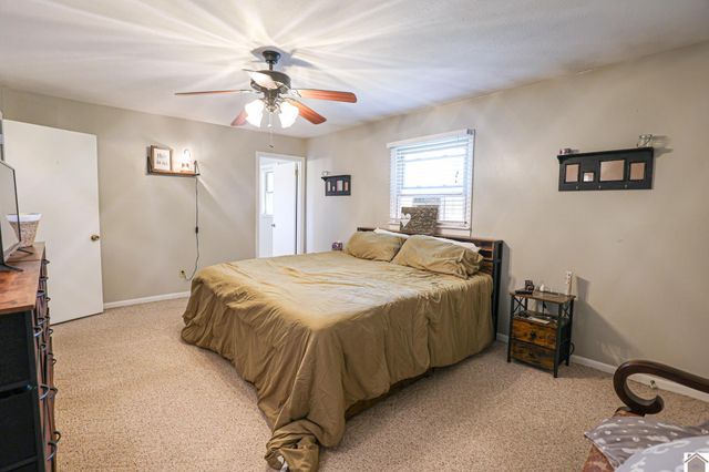 140 Brenna Dr, Paducah, KY 42001