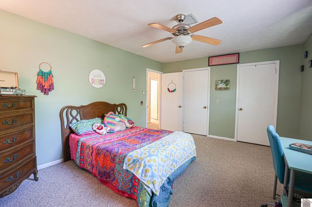 140 Brenna Dr, Paducah, KY 42001