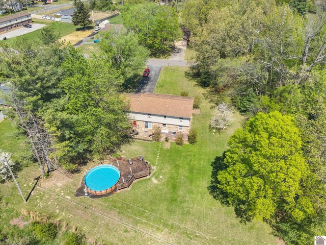 140 Brenna Dr, Paducah, KY 42001