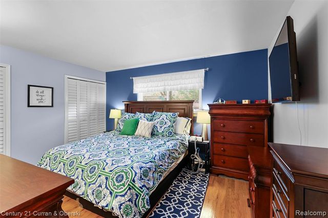 44127 Arlington Road, Canton, MI 48187