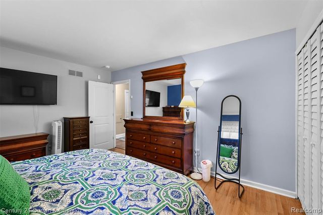 44127 Arlington Road, Canton, MI 48187