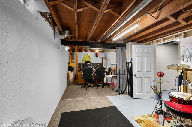 44127 Arlington Road, Canton, MI 48187