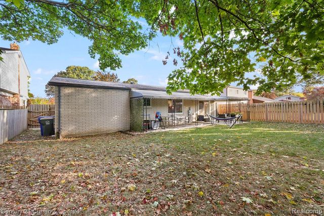 44127 Arlington Road, Canton, MI 48187