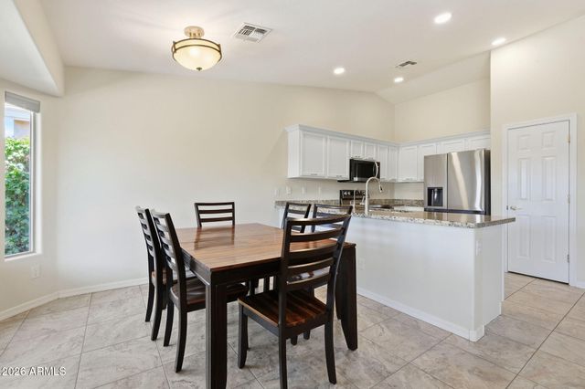 3470 E GLENEAGLE Place, Chandler, AZ 85249