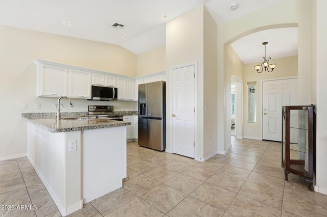 3470 E GLENEAGLE Place, Chandler, AZ 85249