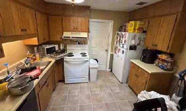 109 Colebrook Court, Boiling Springs, SC 29316