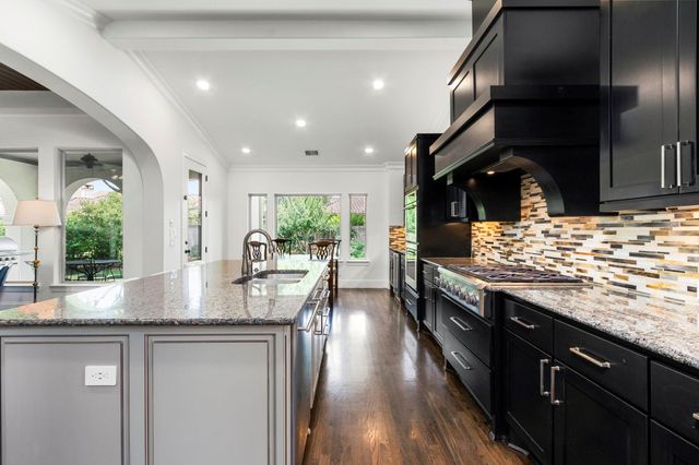 3930 Sundance Hill Lane, Sugar Land, TX 77479