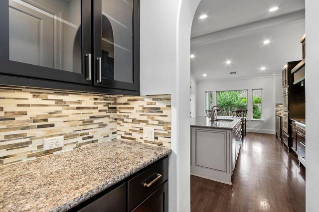 3930 Sundance Hill Lane, Sugar Land, TX 77479