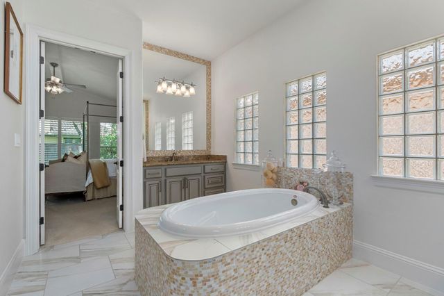 3930 Sundance Hill Lane, Sugar Land, TX 77479
