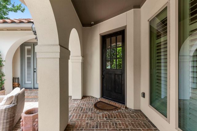 3930 Sundance Hill Lane, Sugar Land, TX 77479