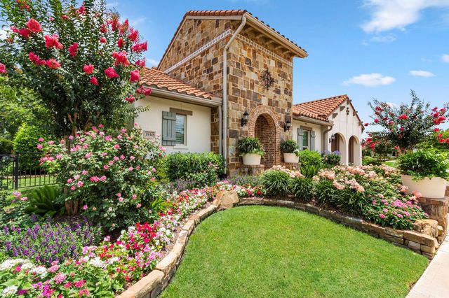 3930 Sundance Hill Lane, Sugar Land, TX 77479