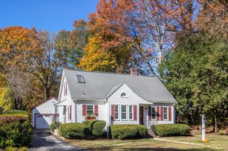 207 Hartford Street, Westwood, MA 02090