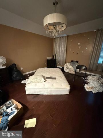 266 HAWTHORNE LN, Barnegat, NJ 08005