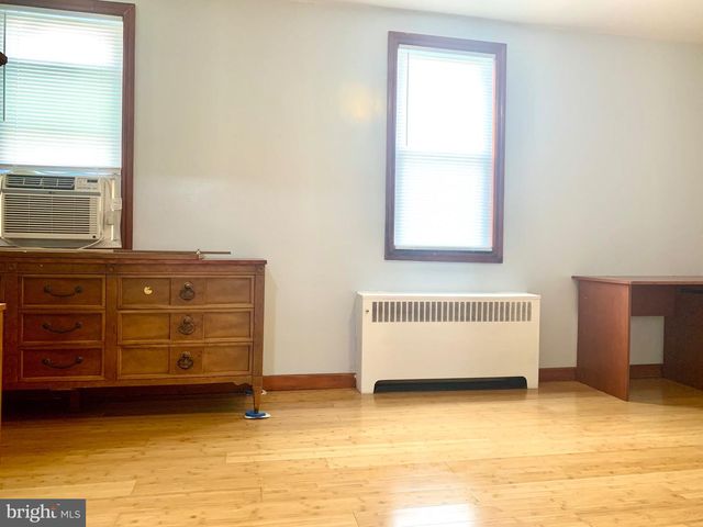 1044 E LUZERNE ST, Philadelphia, PA 19124