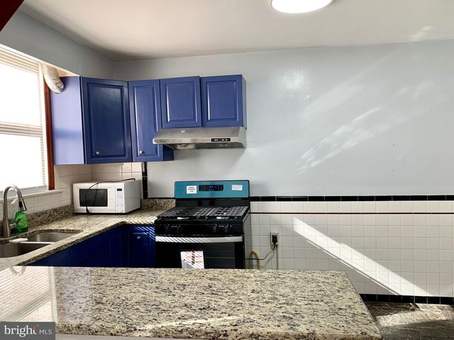 1044 E LUZERNE ST, Philadelphia, PA 19124