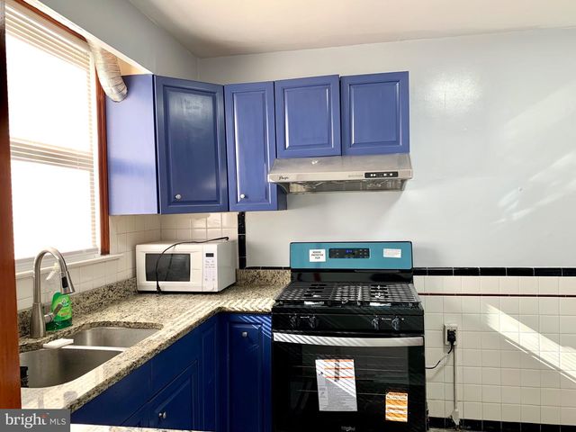 1044 E LUZERNE ST, Philadelphia, PA 19124