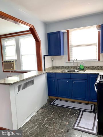 1044 E LUZERNE ST, Philadelphia, PA 19124