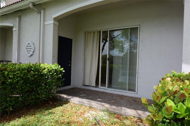 8220 SW 25th Ct, Miramar, FL 33025