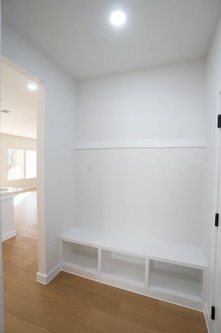 108 Keahi CT, Bastrop, TX 78602