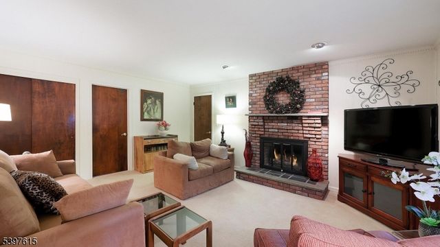 125 Mountainview Rd, Warren Twp., NJ 07059