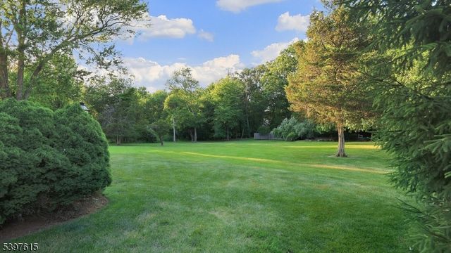 125 Mountainview Rd, Warren Twp., NJ 07059