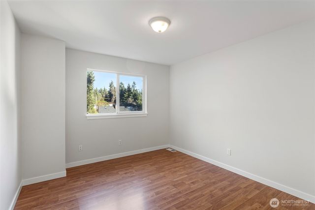 3259 Northlake Way NW, Bremerton, WA 98312