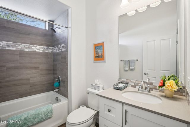 16929 W CAMBRIDGE Avenue, Goodyear, AZ 85395