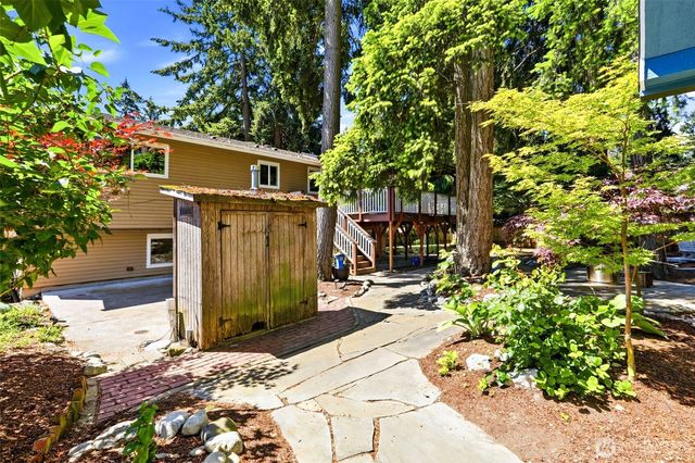 11714 SE 93rd Street, Newcastle, WA 98056