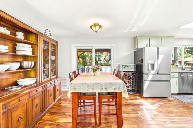 11714 SE 93rd Street, Newcastle, WA 98056