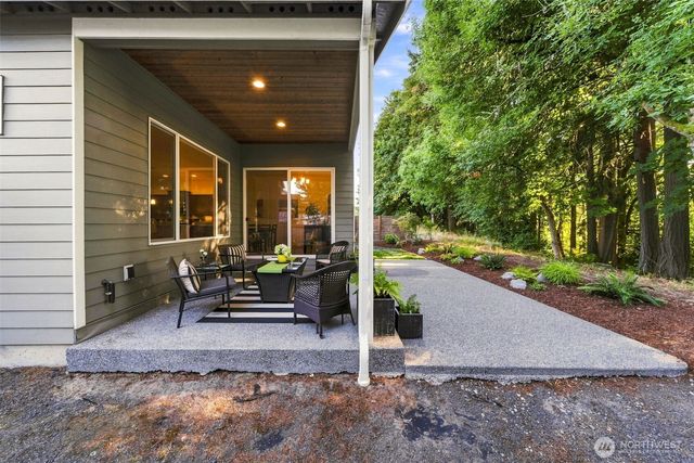 7027 Munn Lake Drive SE, Tumwater, WA 98501