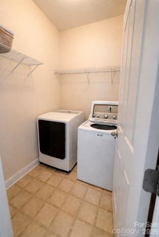 9654 Waltham Court, Charlotte, NC 28269