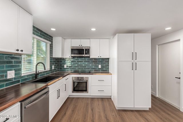 17825 N 7TH Street 114, Phoenix, AZ 85022