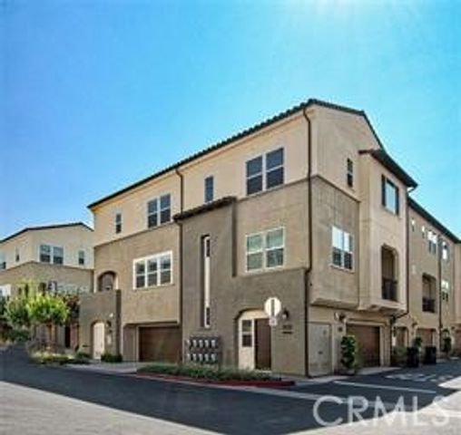 928 E Twill Court, Anaheim, CA 92802