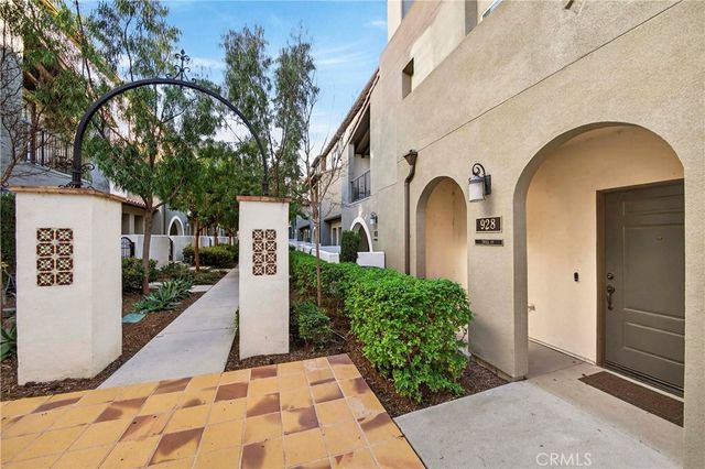 928 E Twill Court, Anaheim, CA 92802