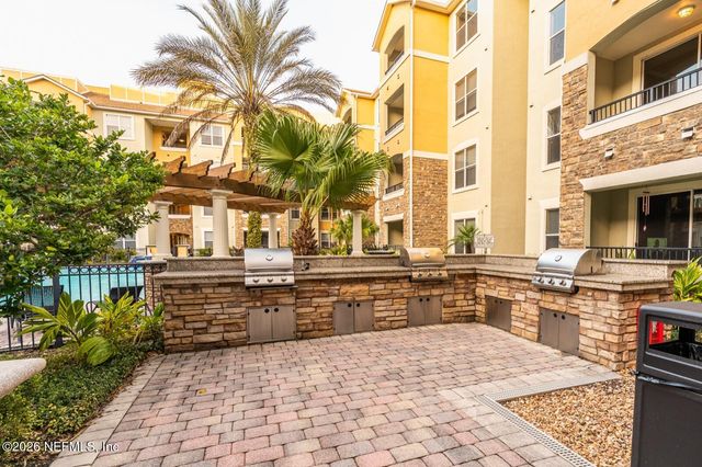 8539 GATE Parkway W 1433, Jacksonville, FL 32216