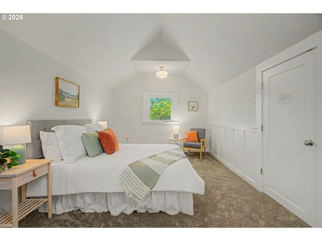 -1 N MIDWAY Ave, Portland, OR 97203