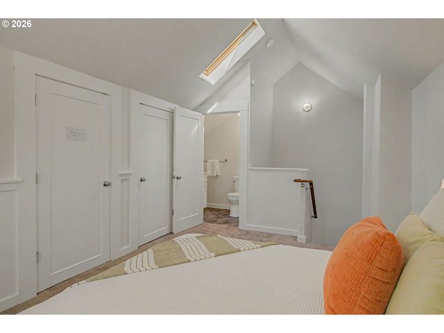-1 N MIDWAY Ave, Portland, OR 97203